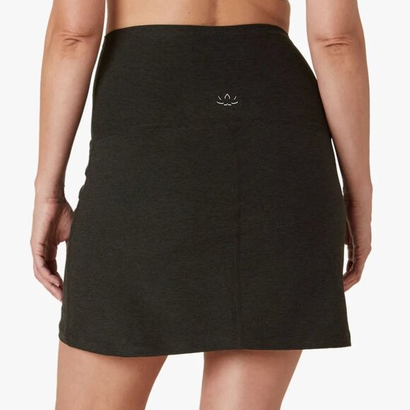 Beyond the Bump Black Mini Skort - Picture 4 of 9